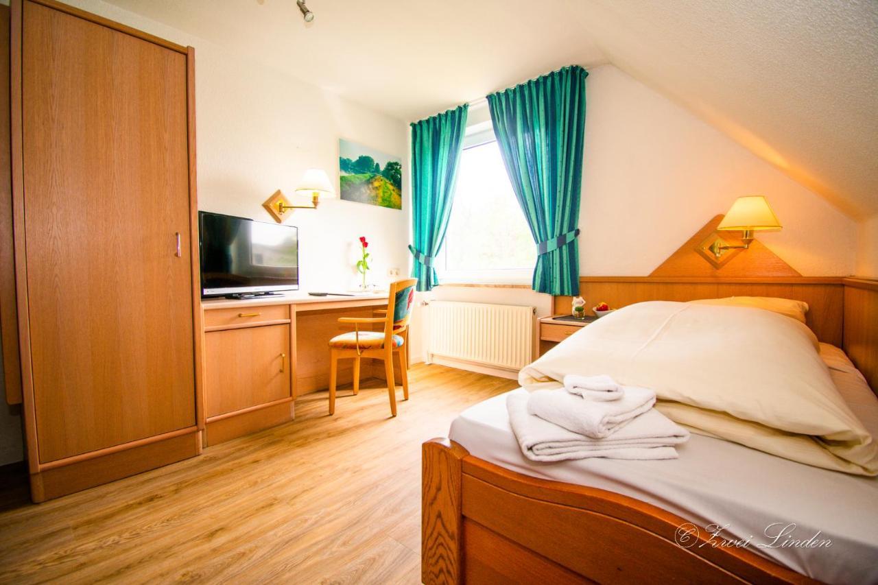 Hotel Zwei Linden - Links Der Elbe - Niedersachsen Balje Eksteriør billede