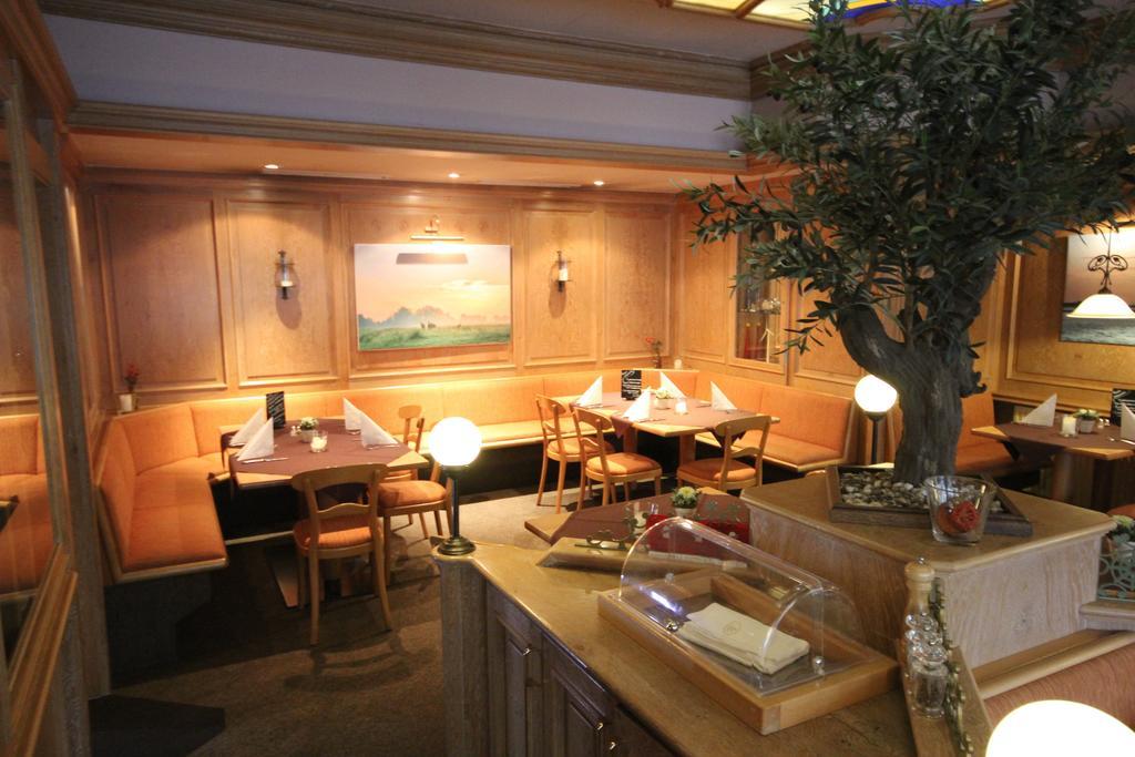 Hotel Zwei Linden - Links Der Elbe - Niedersachsen Balje Eksteriør billede