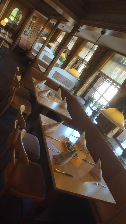 Hotel Zwei Linden - Links Der Elbe - Niedersachsen Balje Eksteriør billede