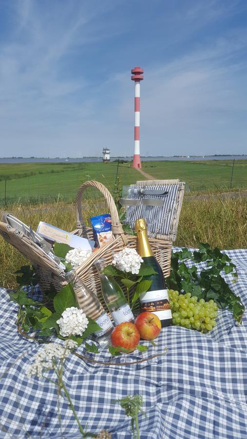 Hotel Zwei Linden - Links Der Elbe - Niedersachsen Balje Eksteriør billede